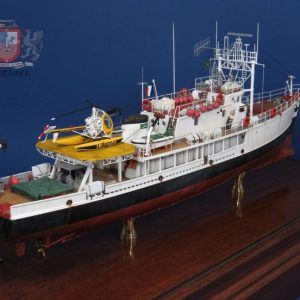Maqueta CALYPSO (Jacques Cousteau) RC 145 2018-Billing Boats