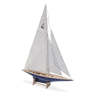 Maqueta Copa America Endeavour 1:35 - Amati
