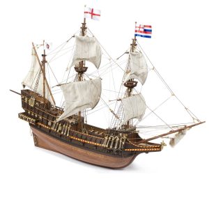 Maqueta Golden Hind 1:85 - Occre