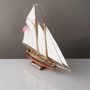 Maqueta Mini Corelline Yacht América 1:155 - Corel