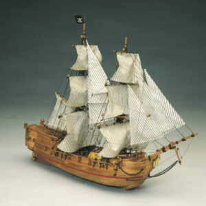 Maqueta BLACK FALCON 1/100 - Mantua Model