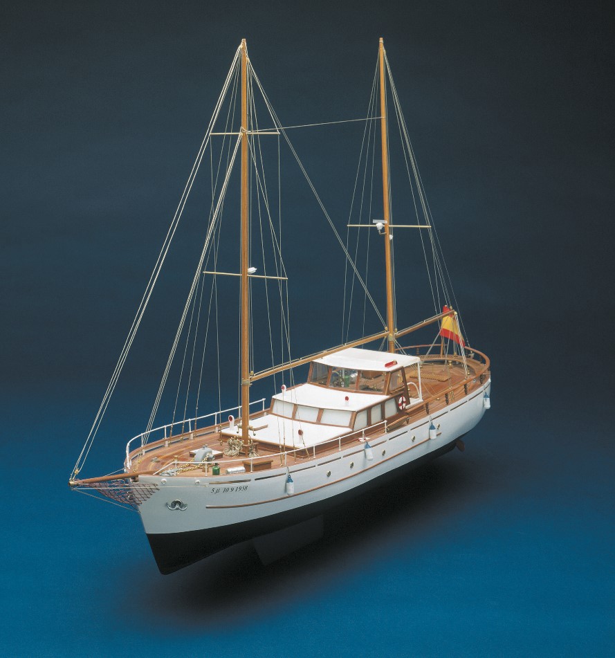 Yate a motor Bruma 1/45 - Mantua Model