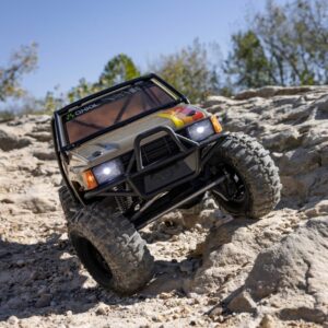 SCX10 III 1987 Toyota SR5 4X4 RTR Brushed Rock Crawler 1/10 Tan - Axial