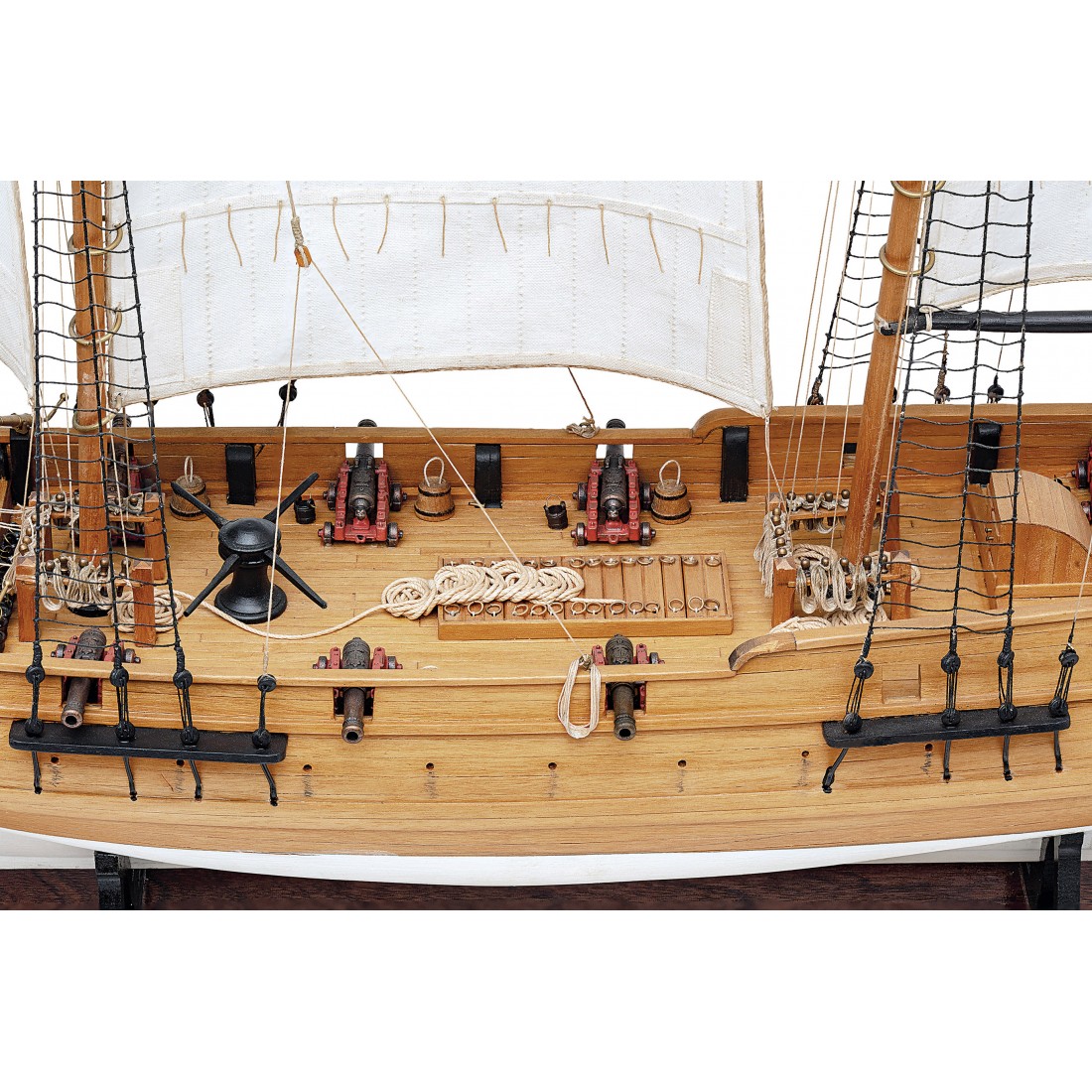 Adventure 1:60 Barco Pirata Maqueta - Amati - Imagen 6
